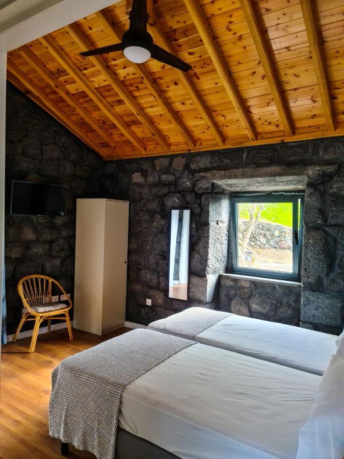 Quinta Do Caminho Da Igreja Ter-Casas De Campo Velas Luaran gambar